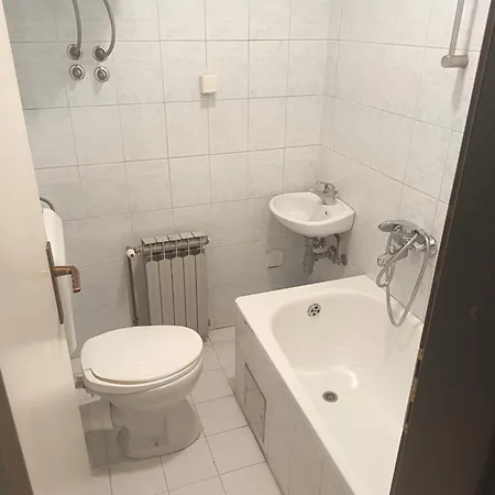 Nedzarici Sobe * Sarajevo